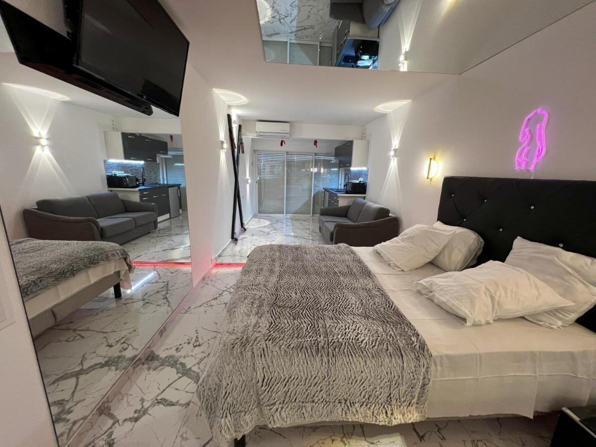 Fetish Studio Agde Ngoại thất bức ảnh
